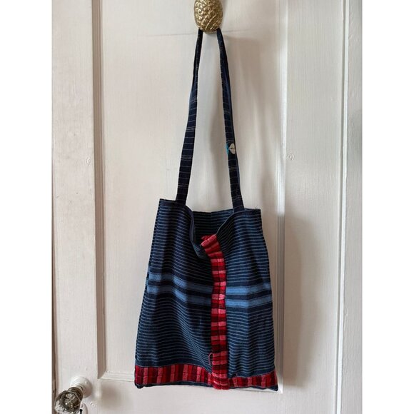Handwoven Blue and Red Tote Bag - Picture 2 of 12